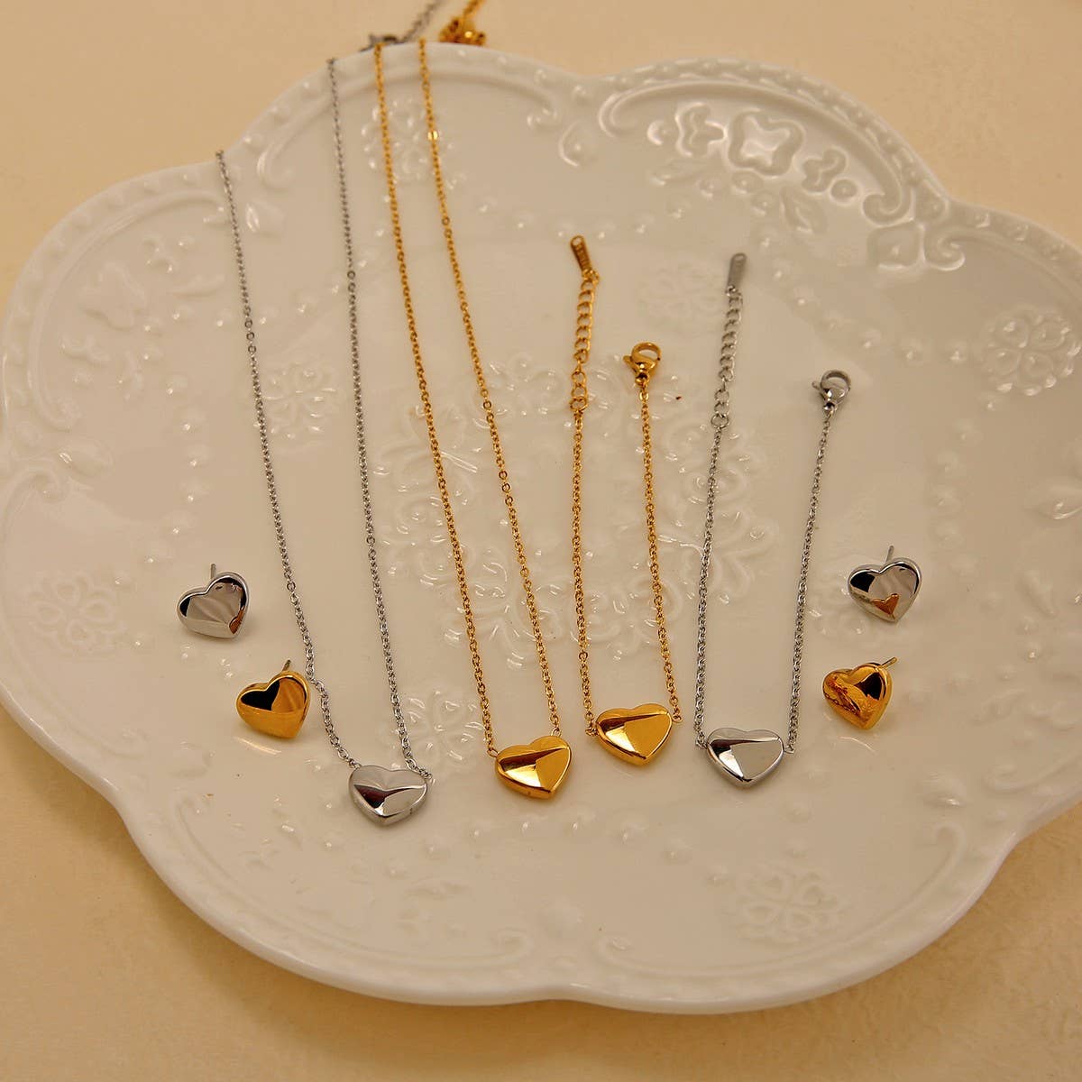 Women??¢s Stainless Steel Heart Jewelry 3-Piece Set_CWMM8880