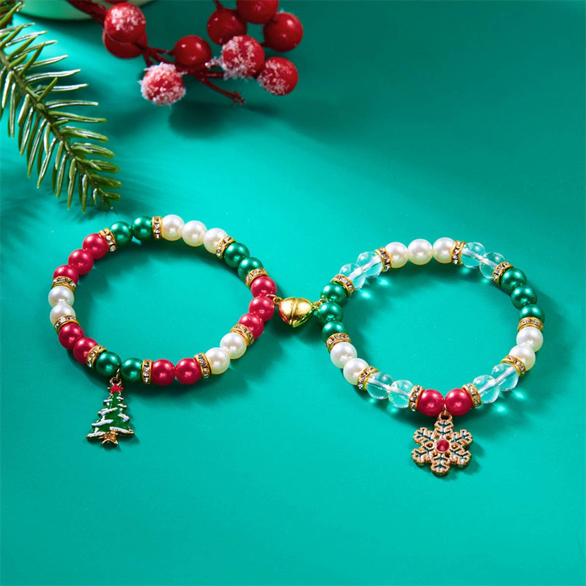CHRISTMAS SNOWFLAKE PENDANT MAGNETIC BRACELET