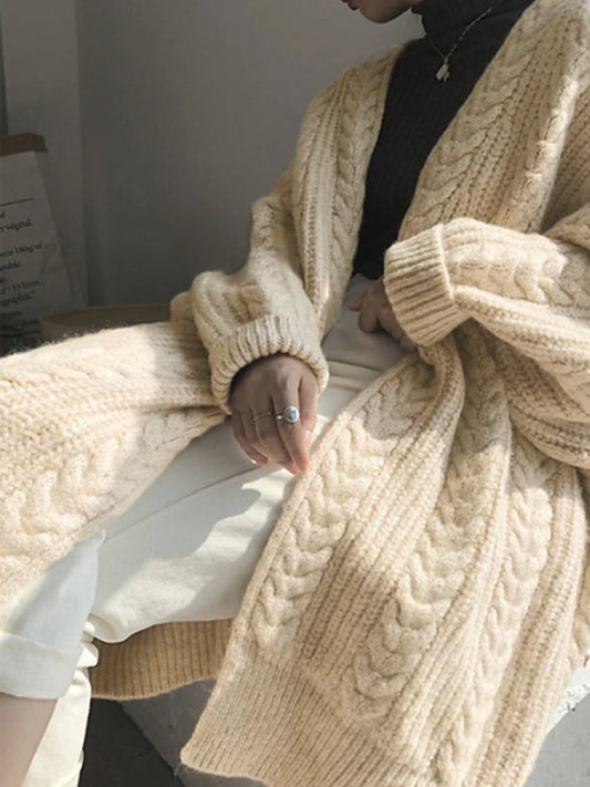 Fashionable thick and loose twisted sweater coat