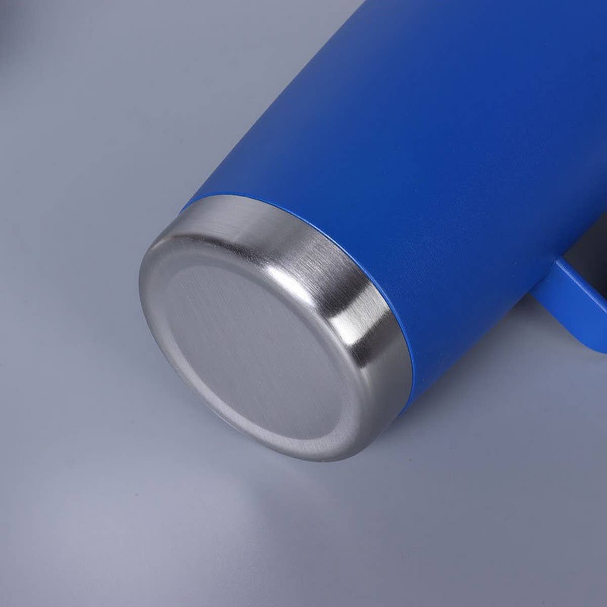 20/30oz Insulated Car Mug With Handle_CWMM7901