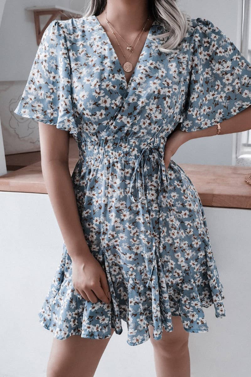 SHORT SLEEVE V NECK FLORAL RUFFLE DRESS_CWDSD2501