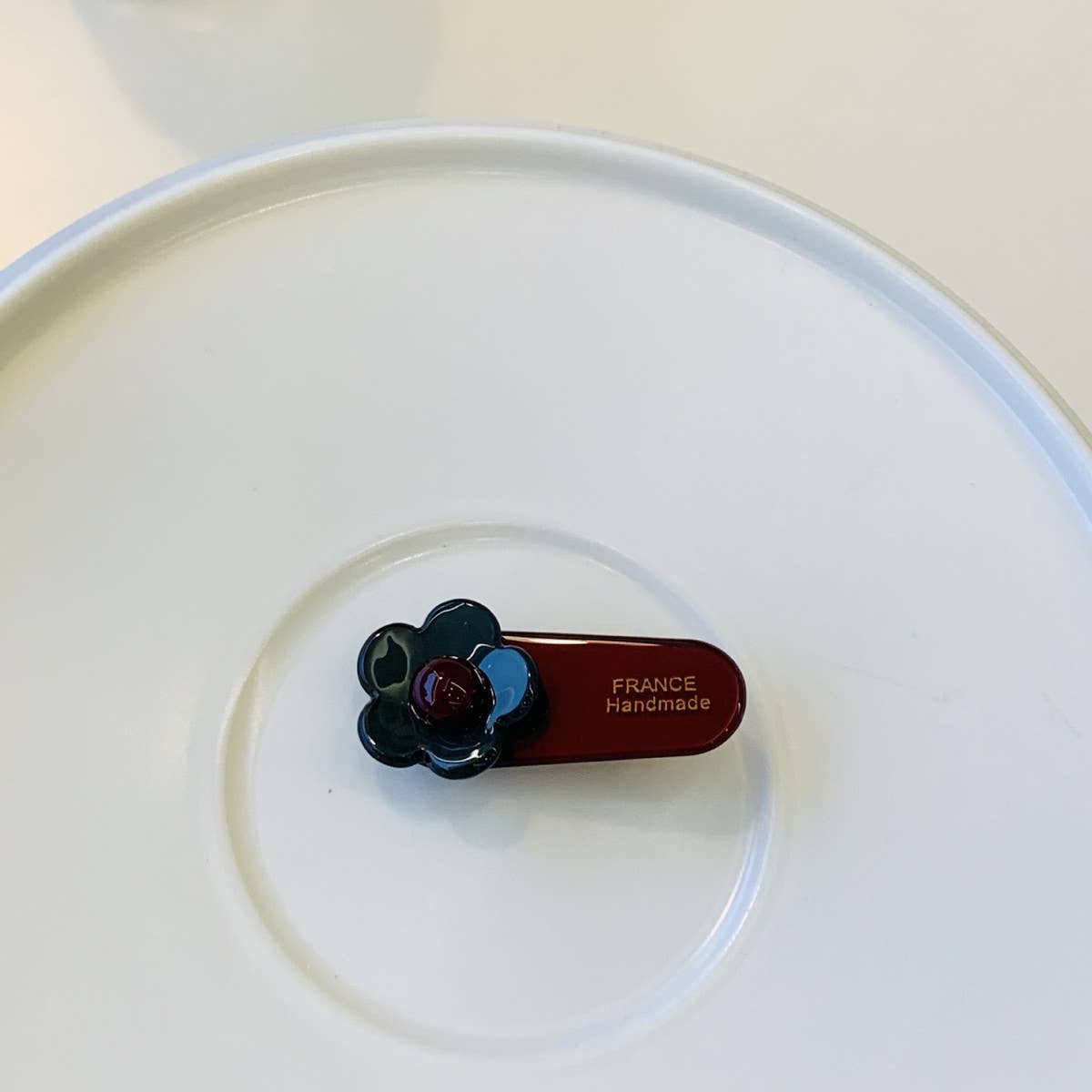 CWAHA4509_CUTE EDGE CLIP WITH SMALL FLOWER HAIR CLIP