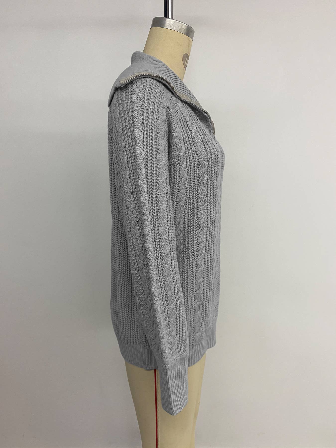 Large lapel twist half zipper with thick sweater