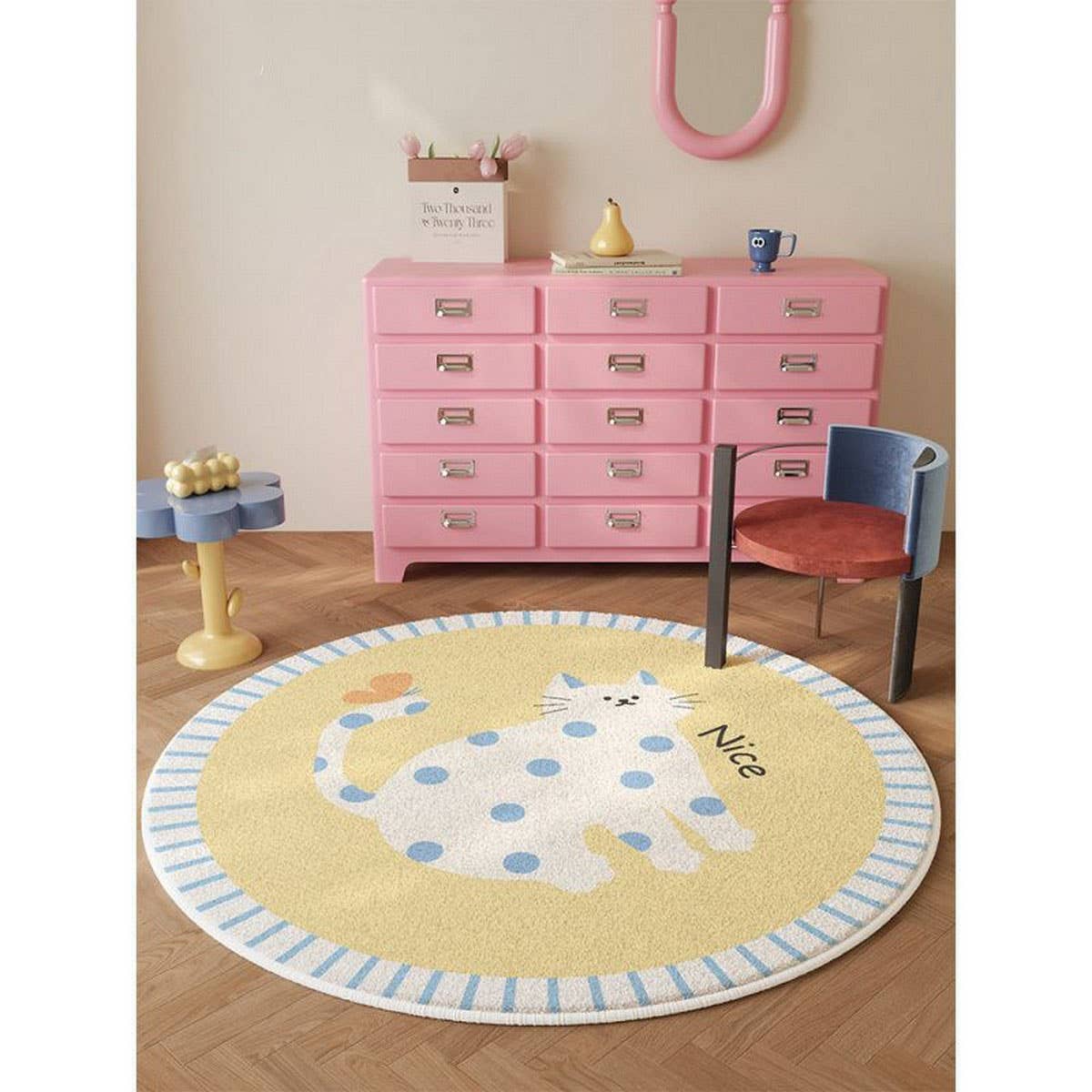 Cute Cartoon Round Rug Plush Floor Mat for Bedroom