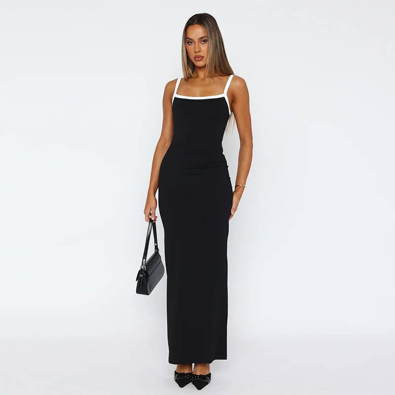 Sexy body-hugging and slimming halter dress