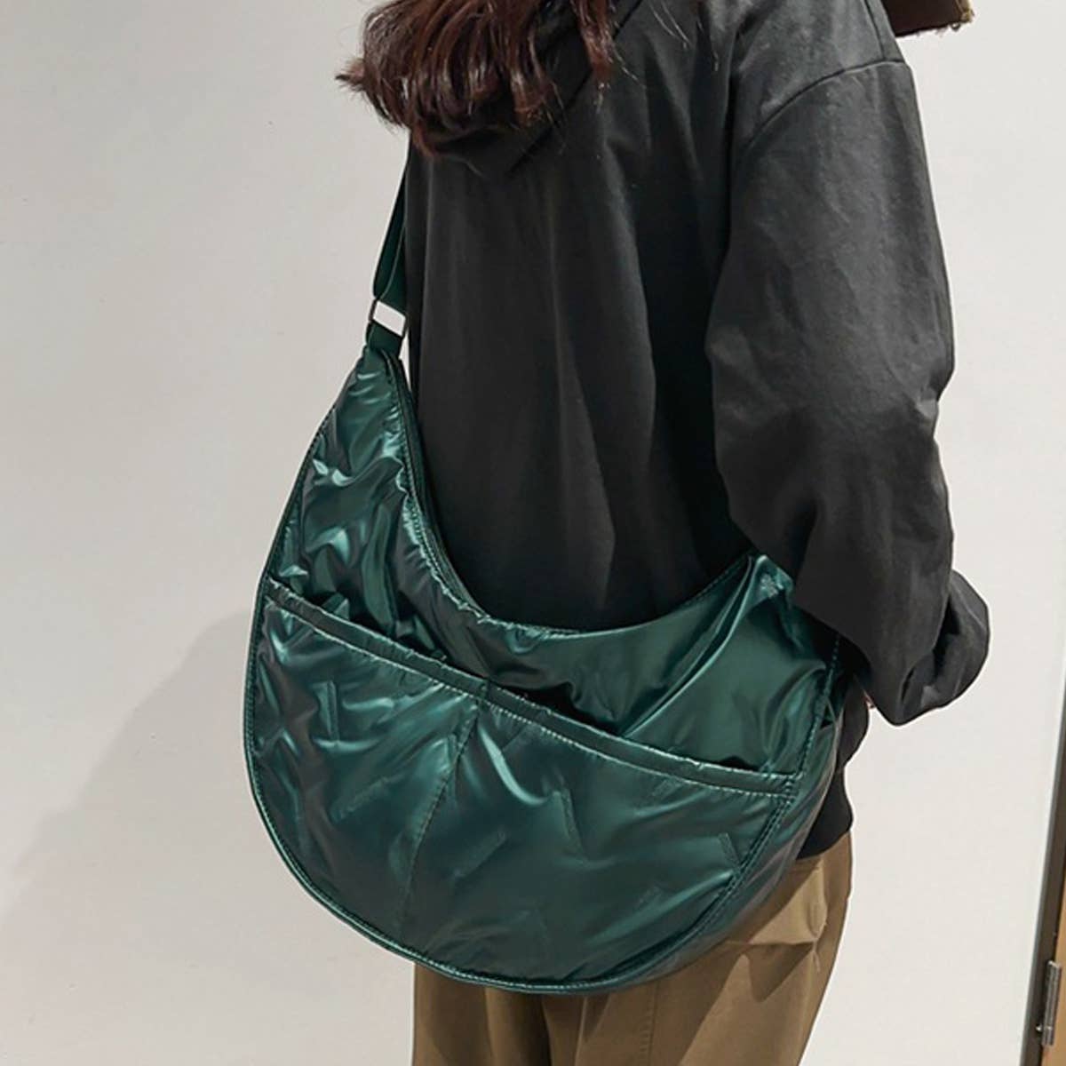 FASHIONABLE TEXTURE PEARL COTTON SHOULDER BAG_CWAB1774