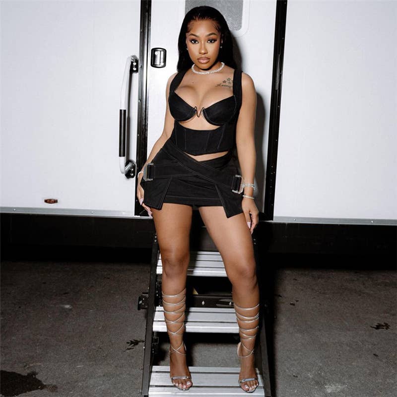 Patchwork skirt suit that covers the buttocks