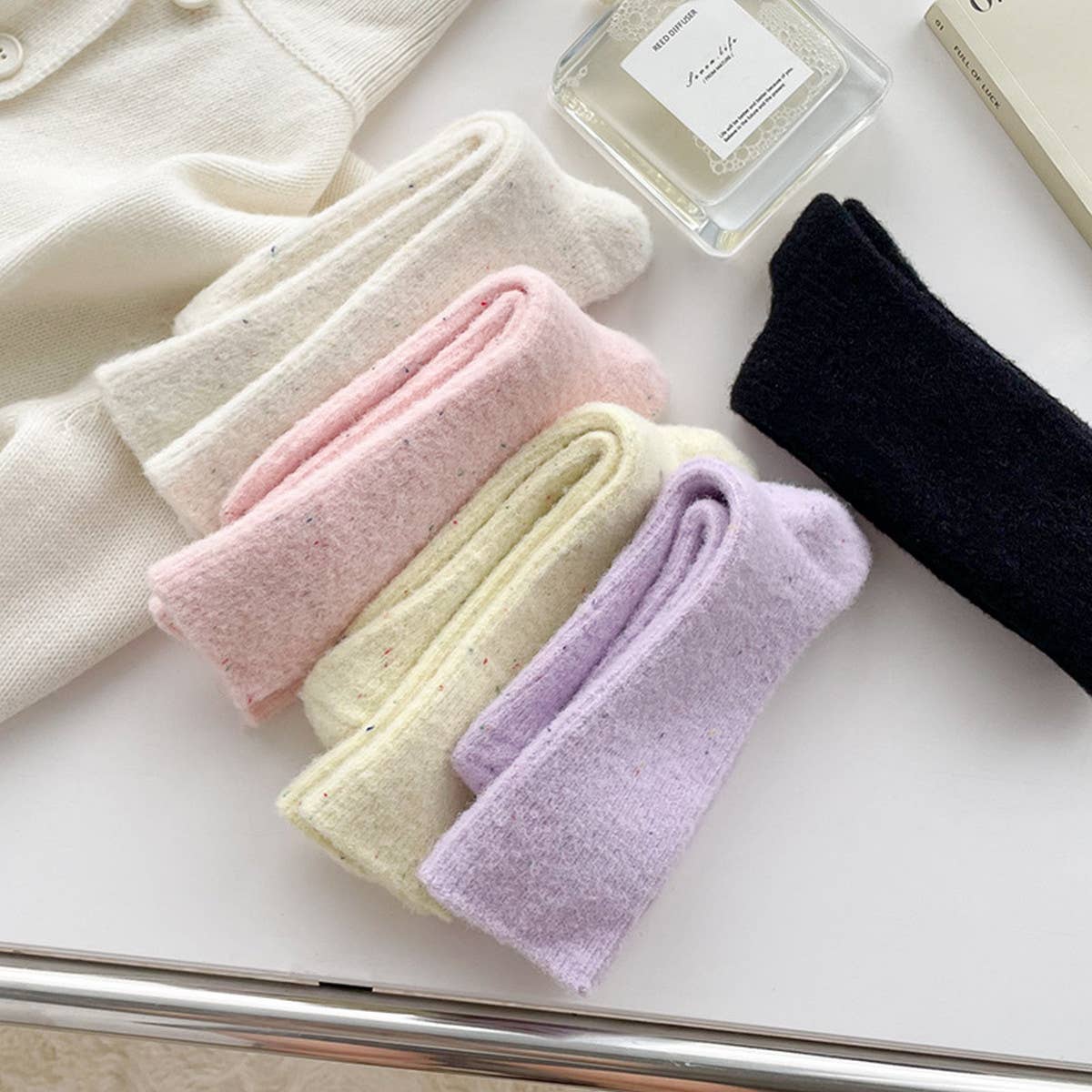 WOMEN WINTER THICKENED SOCKS WITH DOT YARN