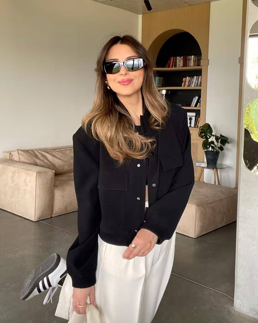 SOLID SHORT JACKET WITH LARGE POCKET STAND COLLAR