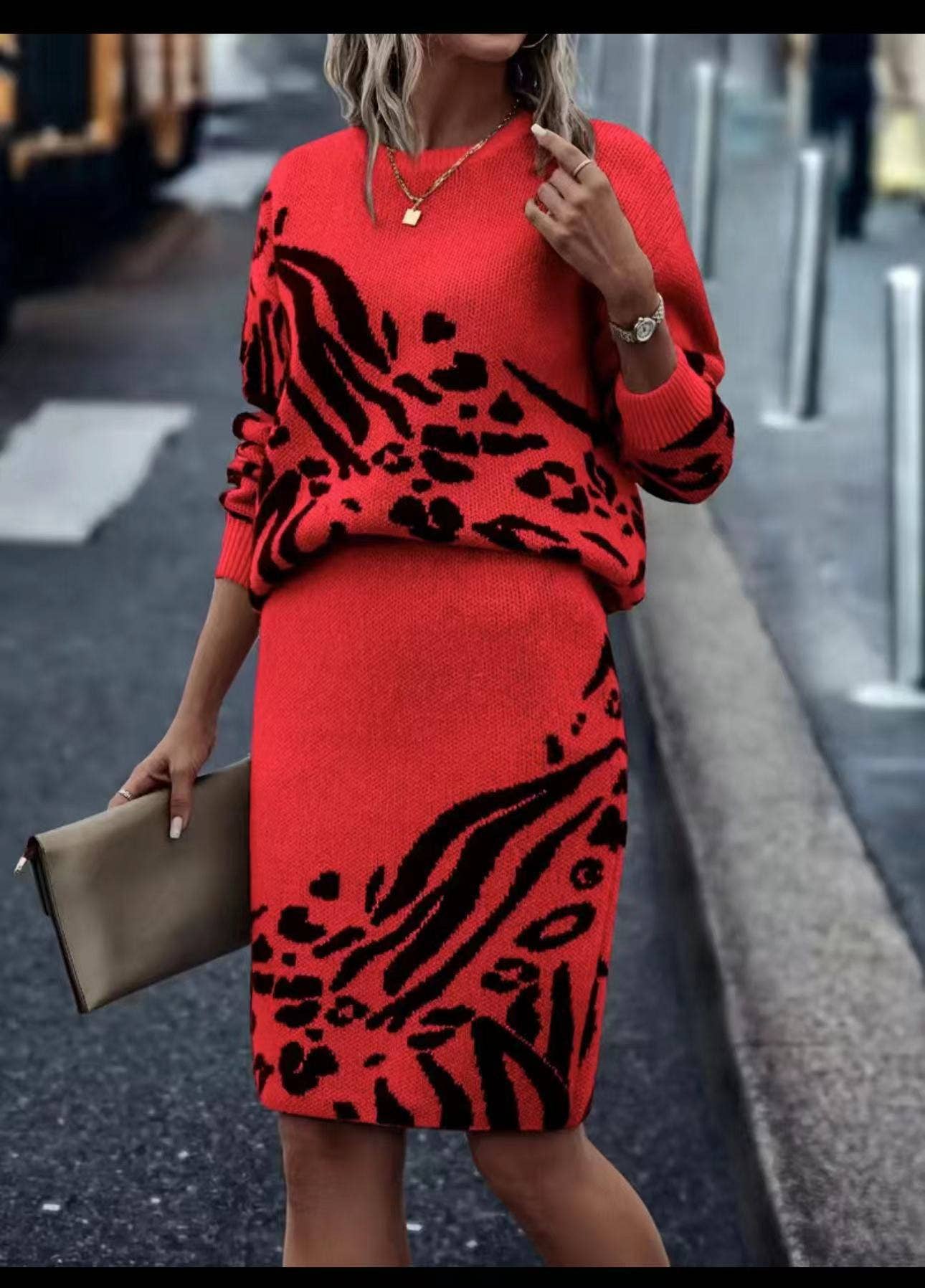 JACQUARD LONG-SLEEVED CREW-NECK SWEATER SET SKIRT