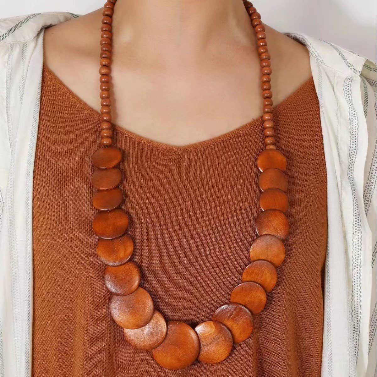 EXOTIC RETRO COCONUT SHELL SWEATER CHAIN_CWMM4394