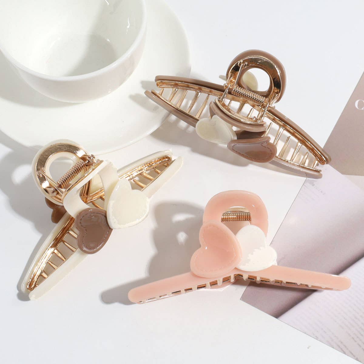 SWEET AND VERSATILE HEART HAIRPIN