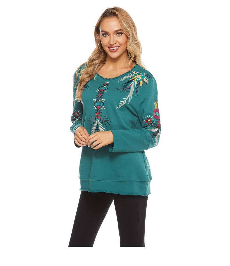 STYLISH CREW NECK PULLOVER EMBROIDERED TOP
