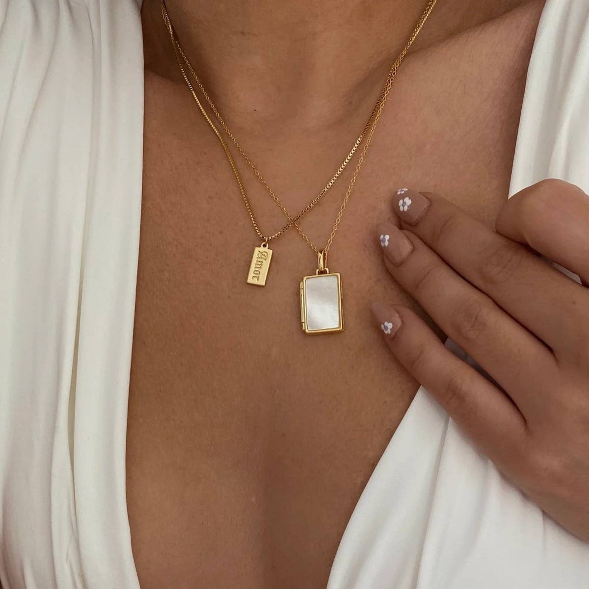 Simple Geometric Magnetic Closure Necklace_CWMM5671