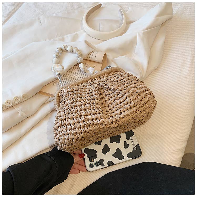 Trendy weaving of vacation beach bags