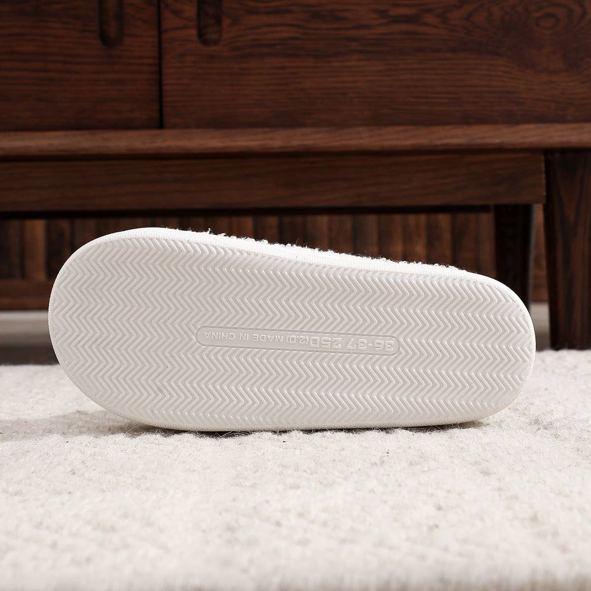 WINTER SMILING FACE PEACH HEART COTTON SLIPPERS