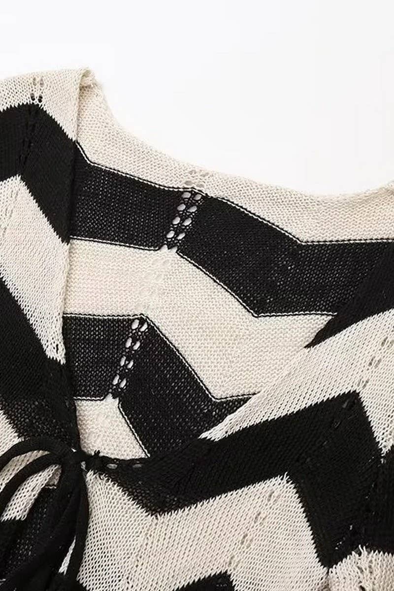 CWDMD4148_LONG-SLEEVED KNITTED ROUND NECK LACE HOLLOW DRESS