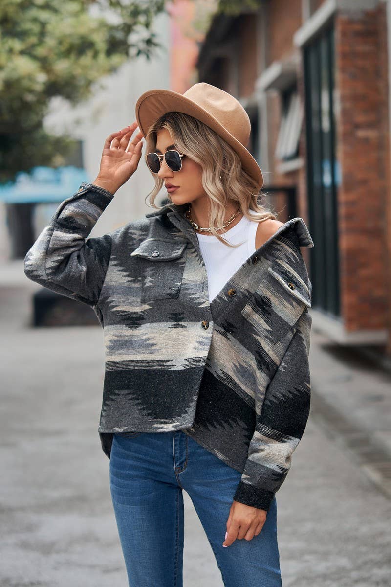 CWOCO0886_GEOMETRIC CROPPED LAPEL POCKET BUTTON COATS