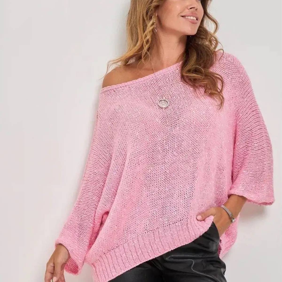 THIN SWEATER WITH LONG SLEEVES AND CREWNECK