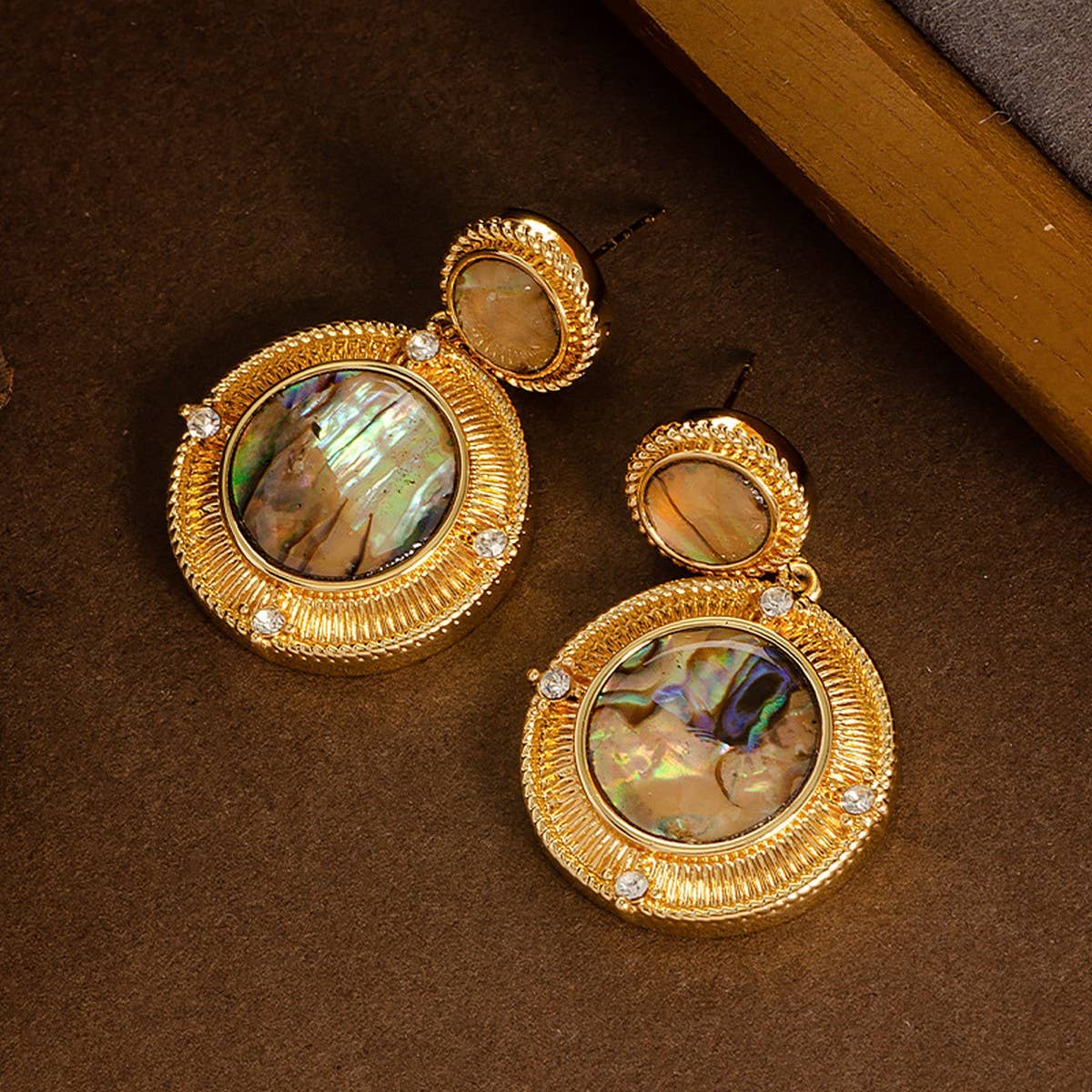 COLORFUL ABALONE EARRINGS WITH DIAMOND AND ZIRCON