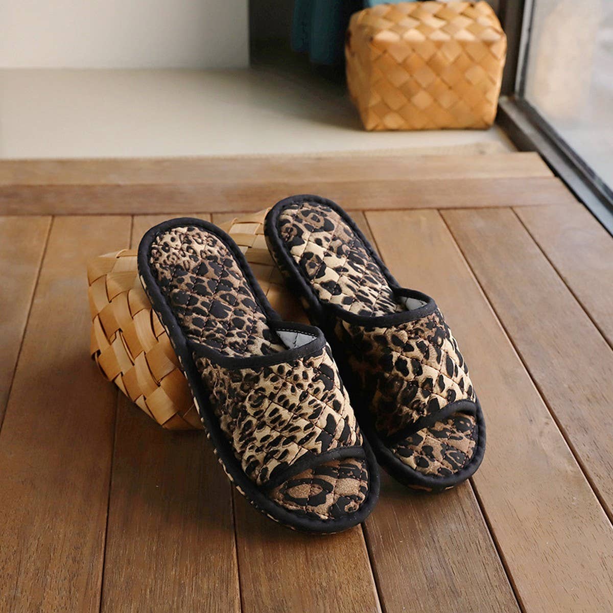 Leopard Bow Indoor Slippers Non-Slip Quiet