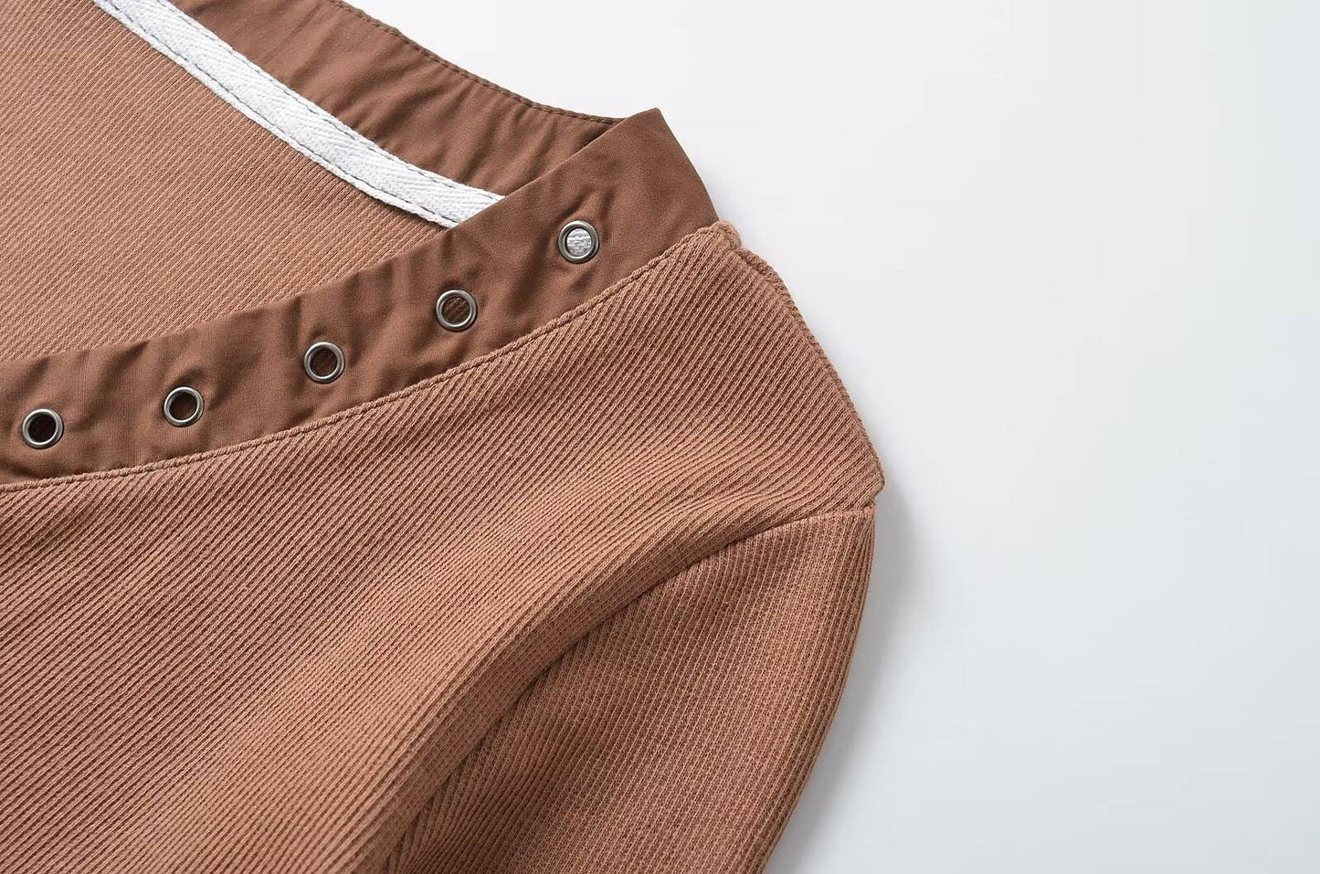 Elastic long-sleeved V-neck lace-up slim T-shirt