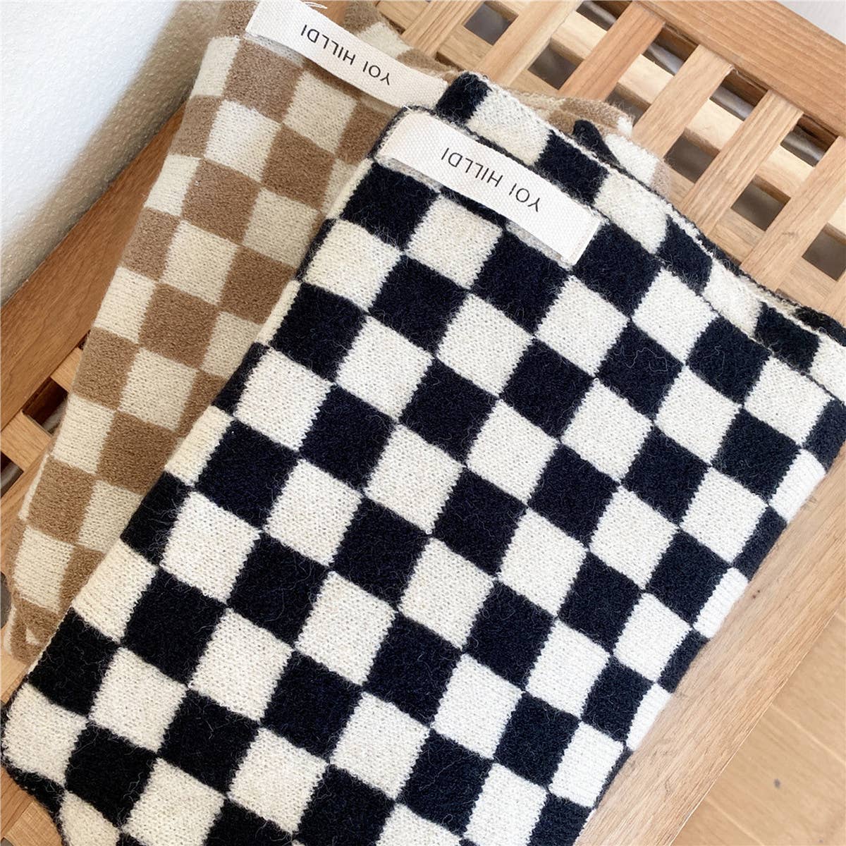 THICKENED WARM LARGE TRIANGLE SHAWL