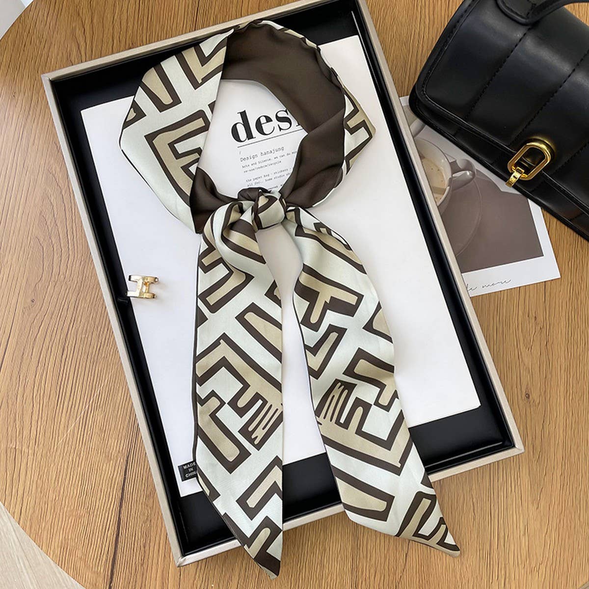 FASHIONABLE HEADBAND WITH ALL-MATCH PRINTS