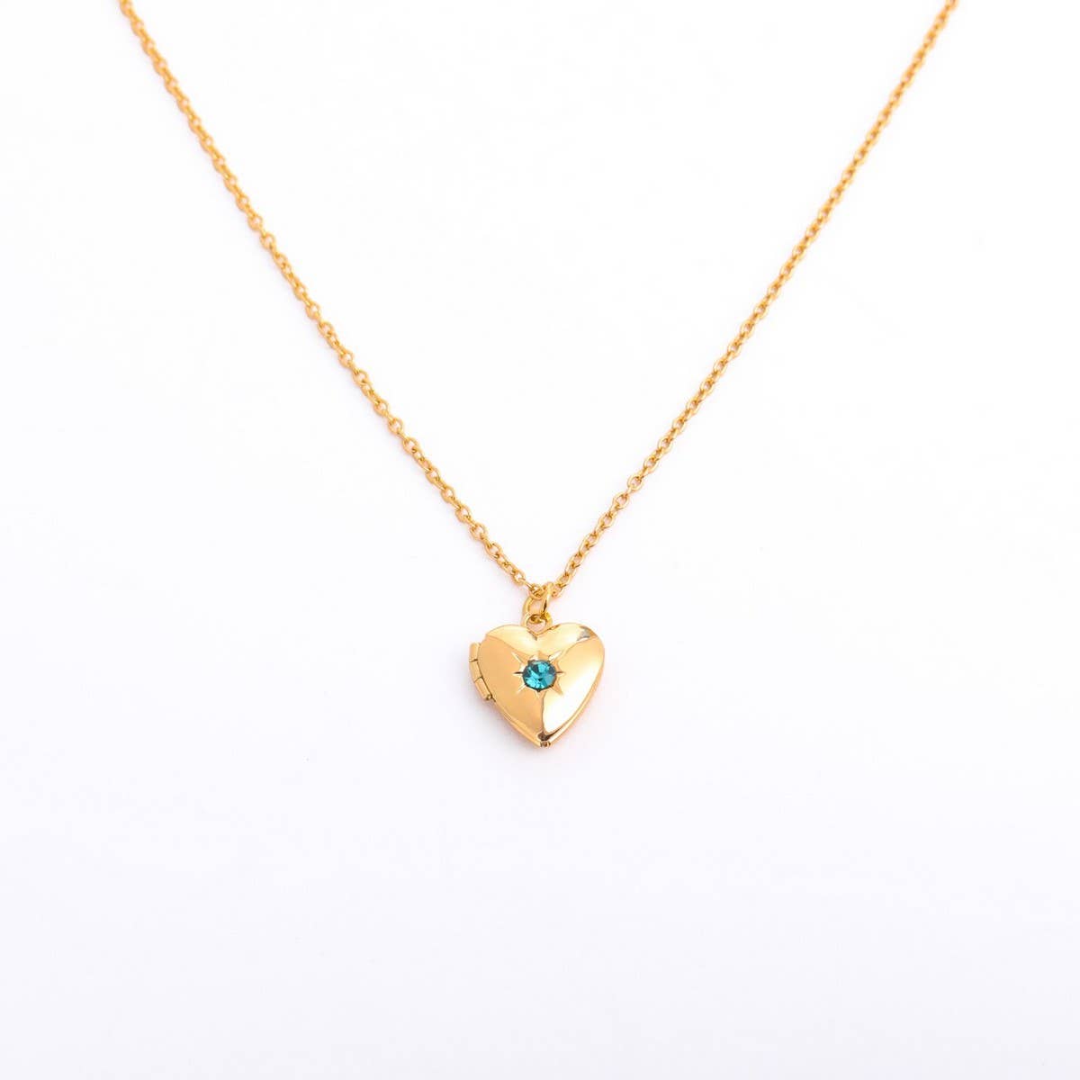 NEW DECEMBER BIRTHSTONE HEART NECKLACE