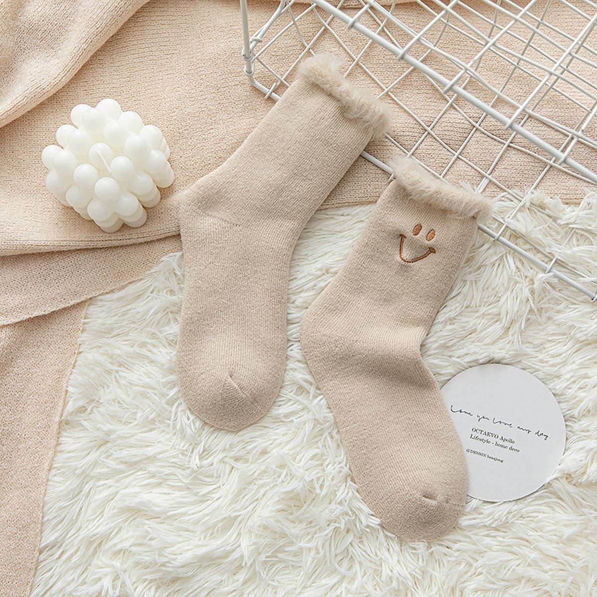 2024 NEW THICKENED SMILEY FACE EMBROIDERED SOCKS_CWMS0891