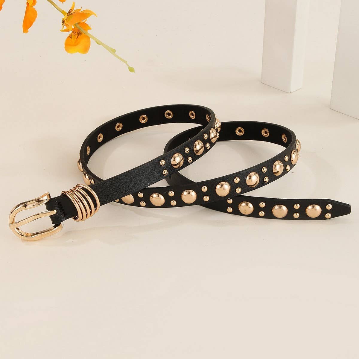 PUNK STYLE HEAVY METAL BELT WITH GOLD RIVETS_CWMM3927
