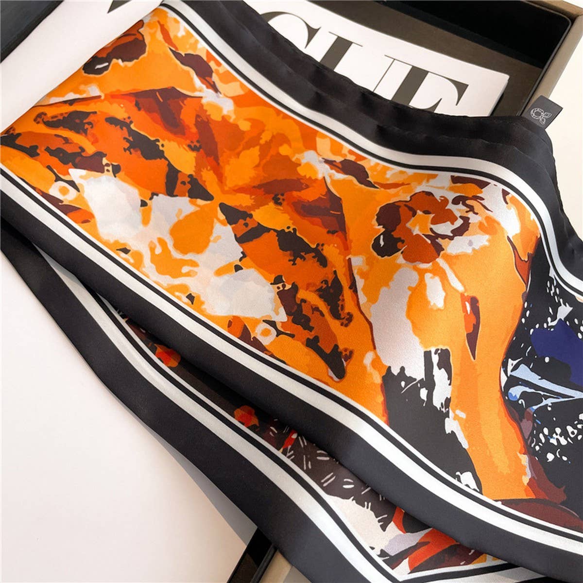 FASHIONABLE AND VERSATILE DOUBLE-LAYER HEAD SCARF_CWASC1513