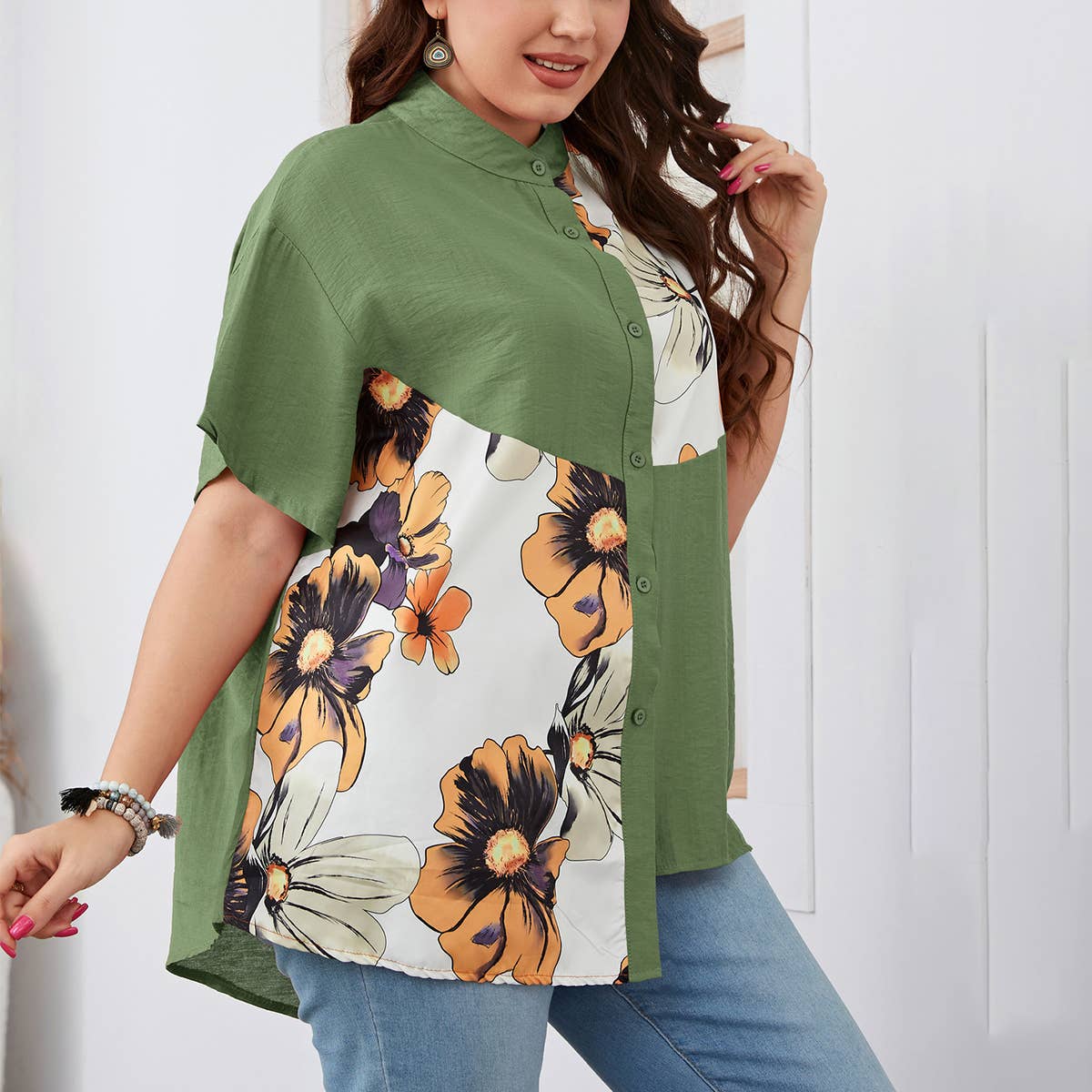Plus-Size Floral Color Shirt For Women_Cwtsts0392