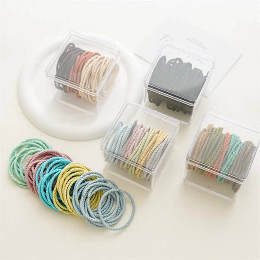 A BOX OF 50 SIMPLE AND DURABLE HAIR TIES_CWAHA1128