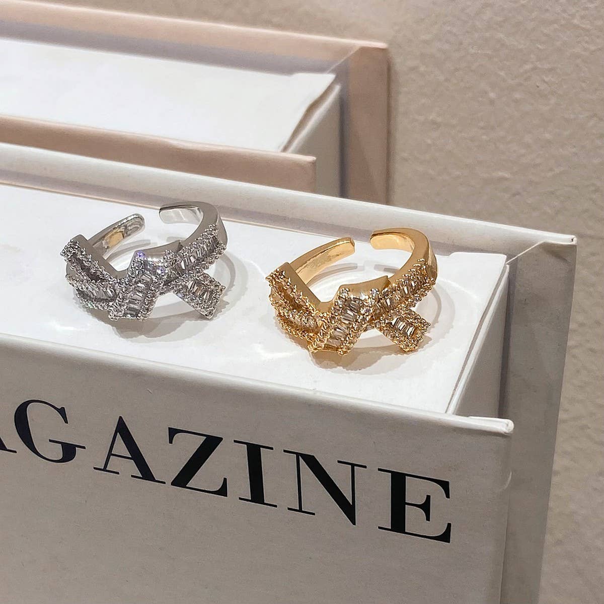 FASHIONABLE LUXURY COOL STYLE RING FOR WOMEN