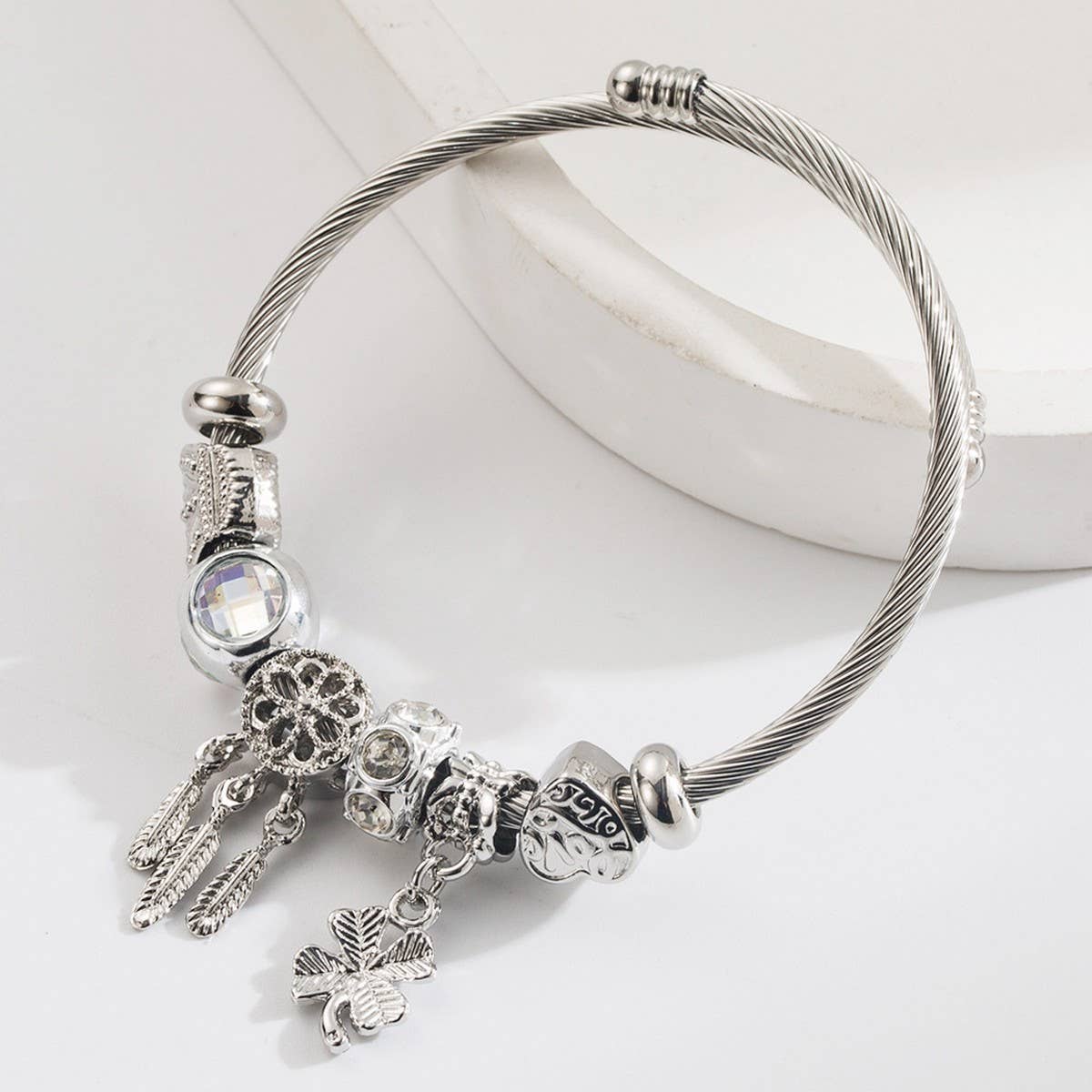 Trendy Hollow Clover & Heart Titanium Bracelet