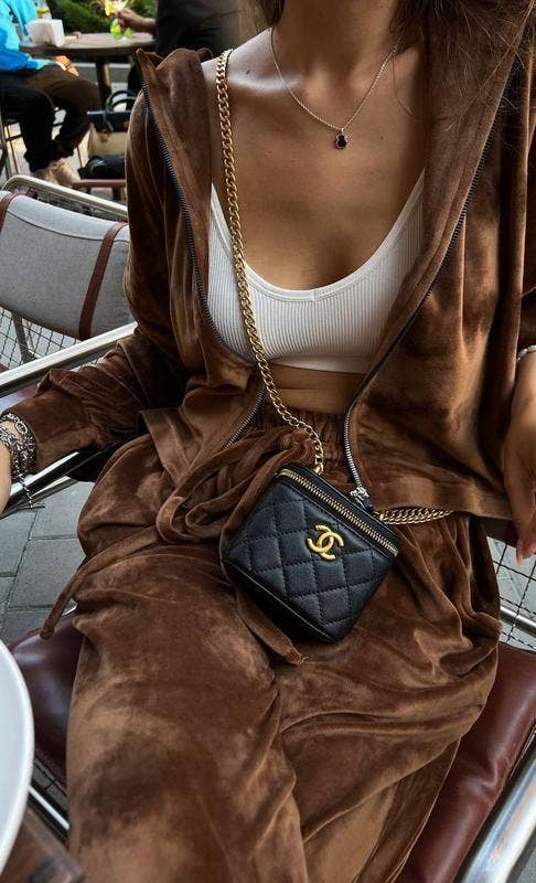 Stylish canary zipper drawstring casual suit