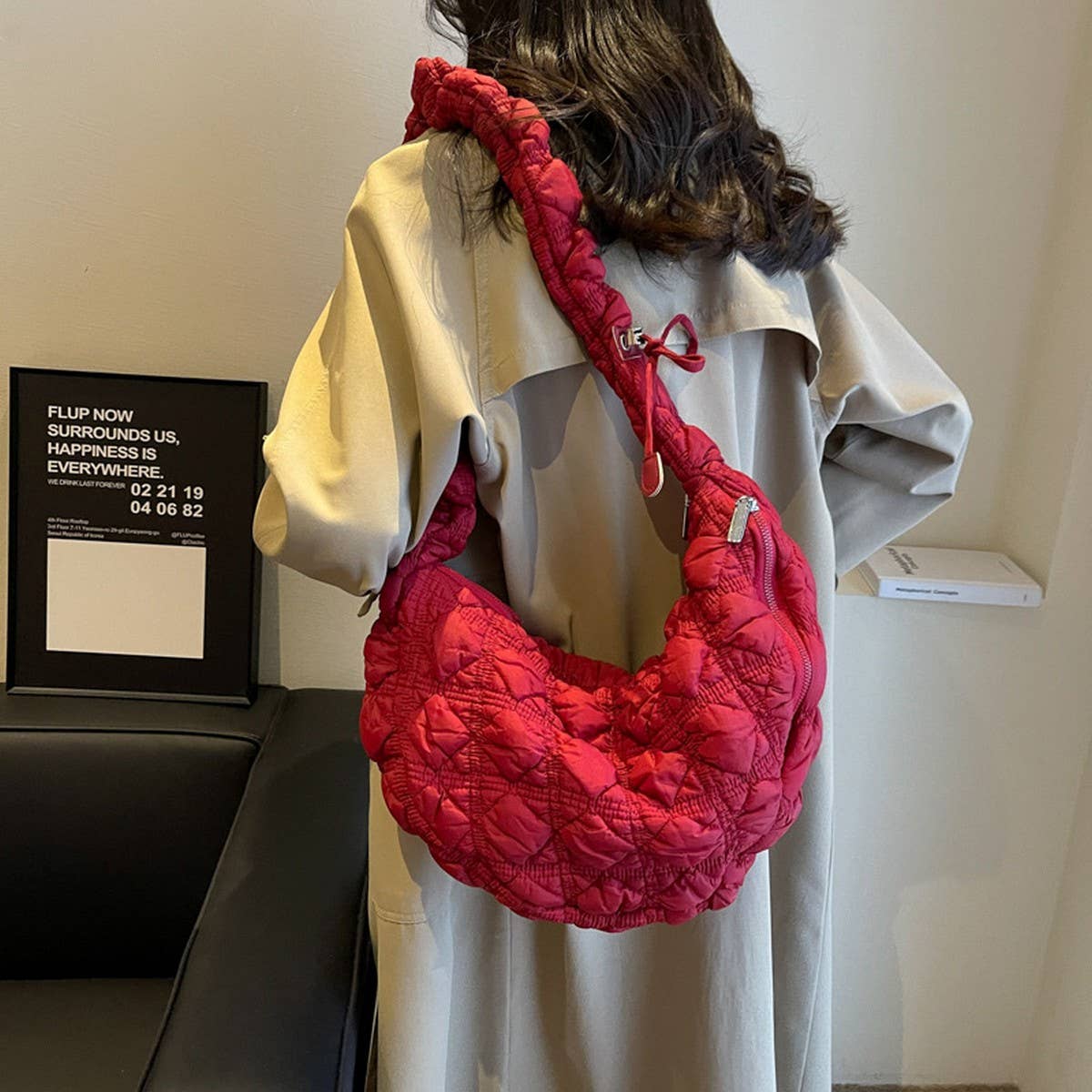 Large L Size Dumpling Cloud Shoulder Bag_CUAB00478