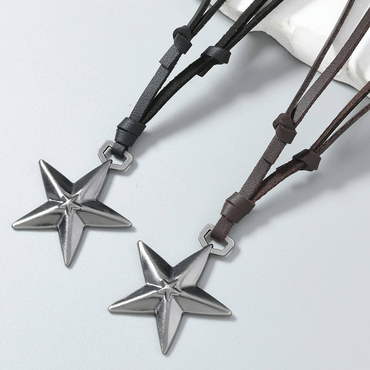 SIMPLE ADJUSTABLE PENTAGRAM LEATHER NECKLACE