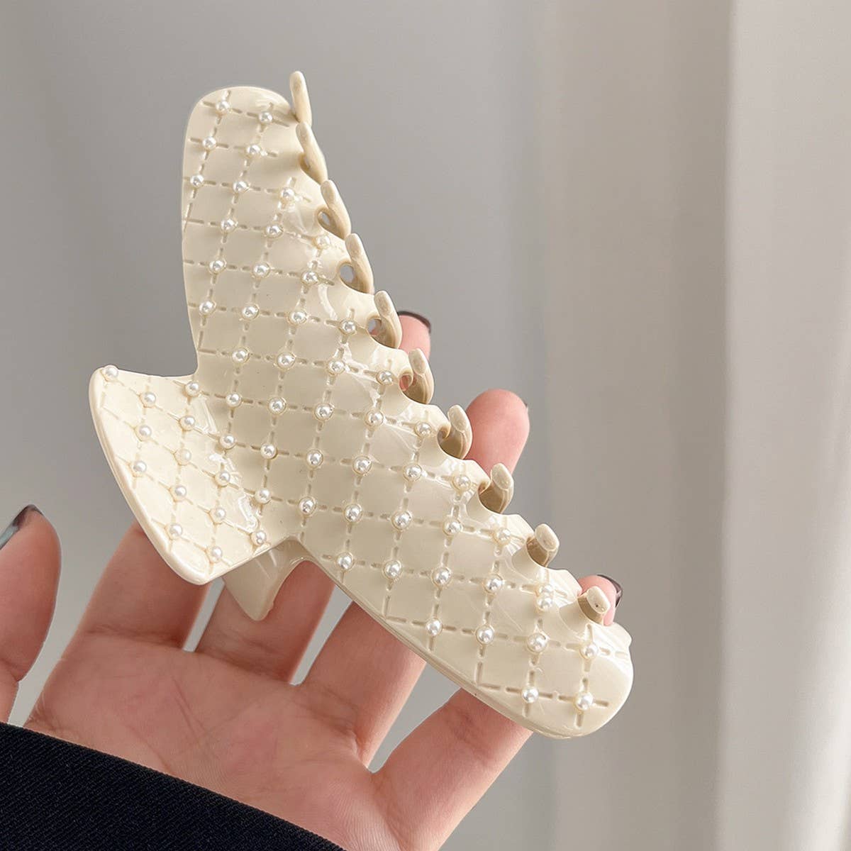 Cream Pearl Hair Claw, Elegant Chic Back Clip
