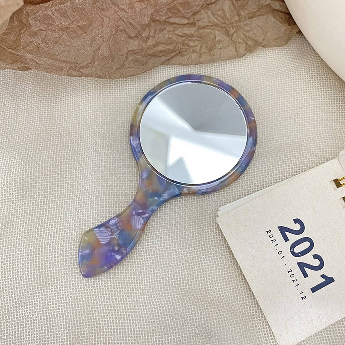 Retro Style Geometric Handheld Makeup Mirror_CWMM6397