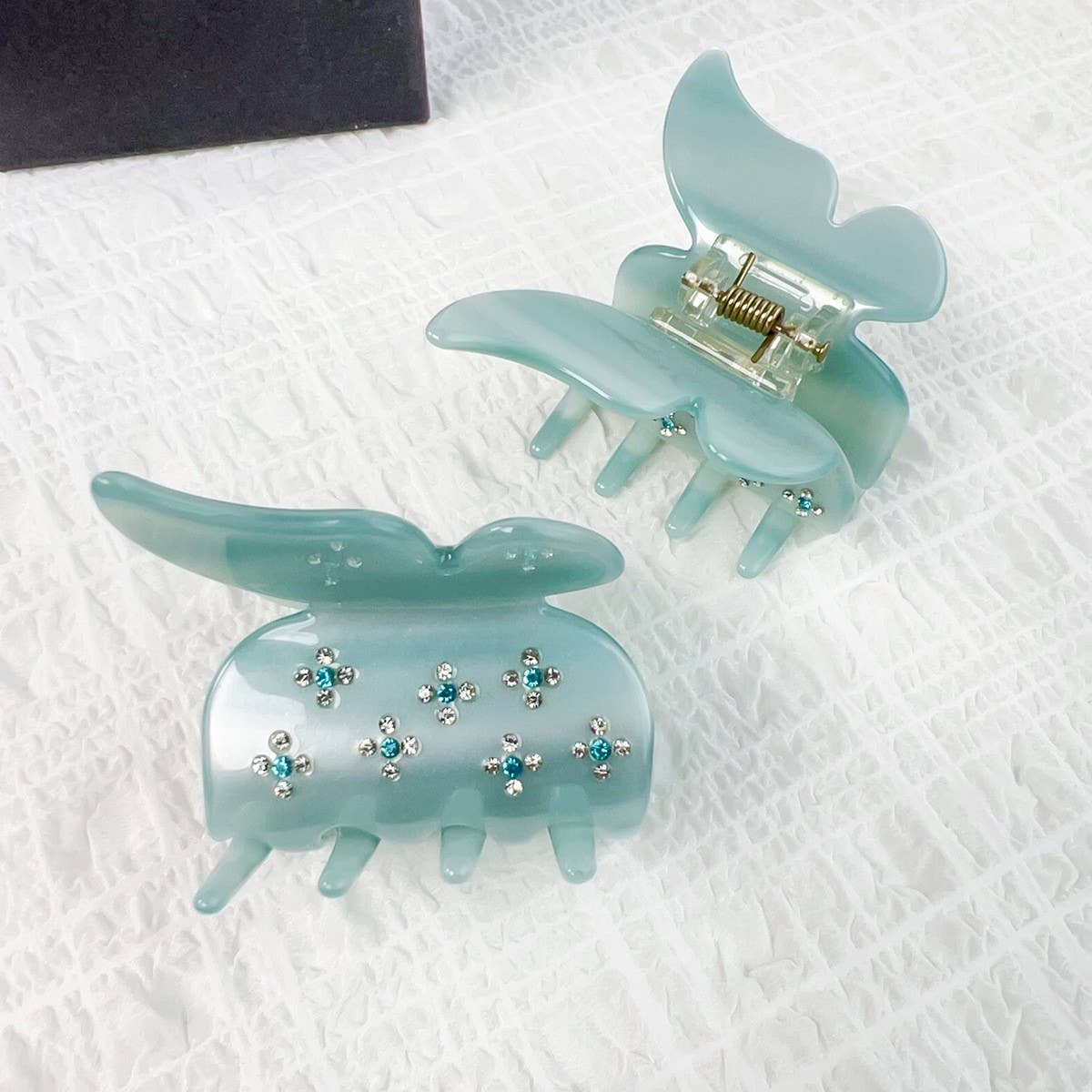 Sky Blue Hair Claw, Luxe Large Rhinestone Clip_CWAHA1595