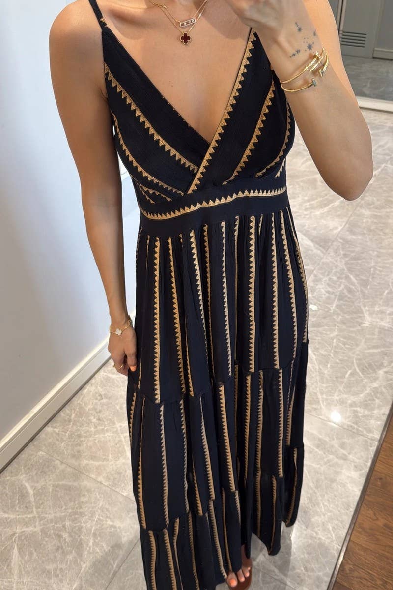 CWDMD6496_GEOMETRIC PRINT V-NECK PLEATED MAXI DRESS