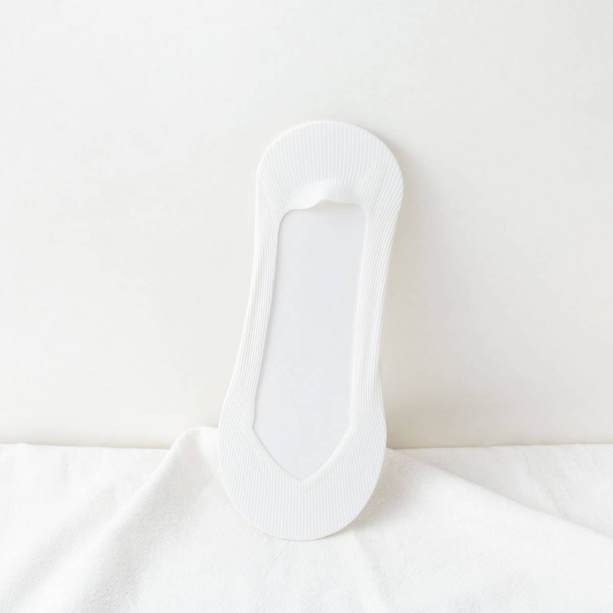 SUMMER THIN INVISIBLE ICE SILK BOAT SOCKS