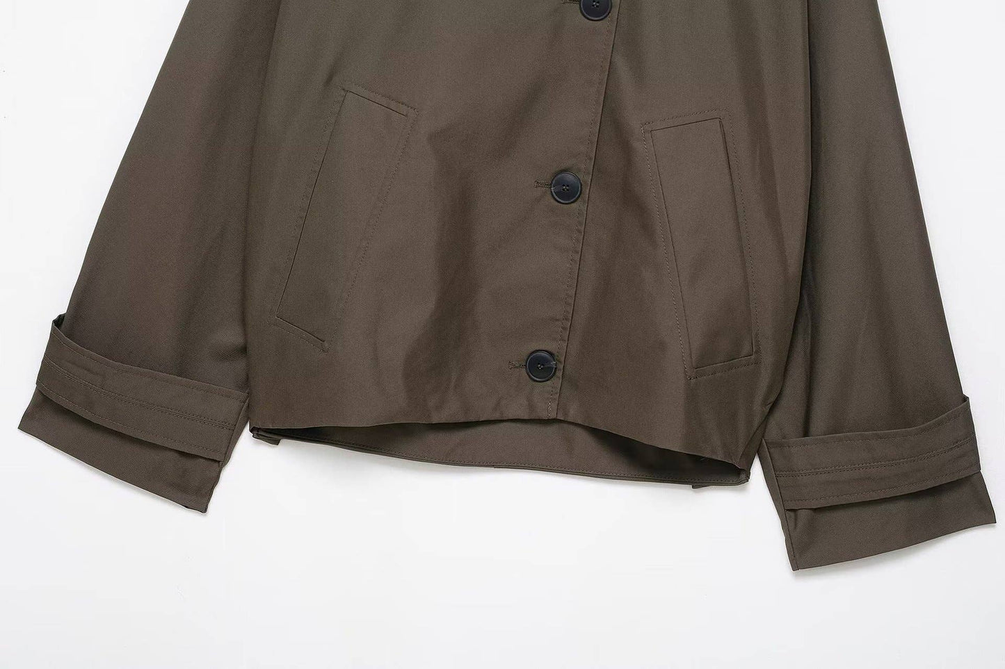 Fashionable waterproof windbreaker jacket