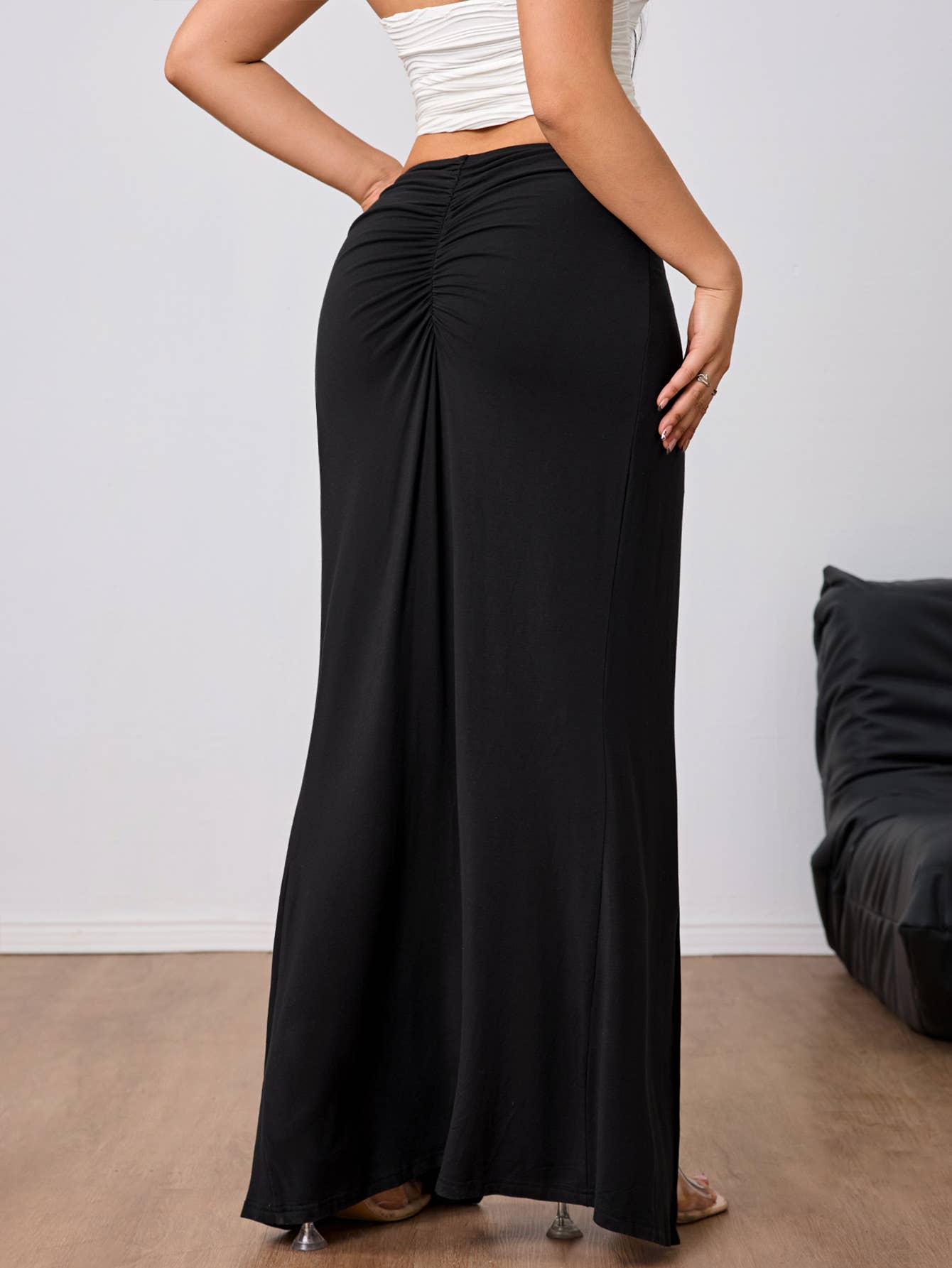 High-waisted slit elegant solid color long skirt