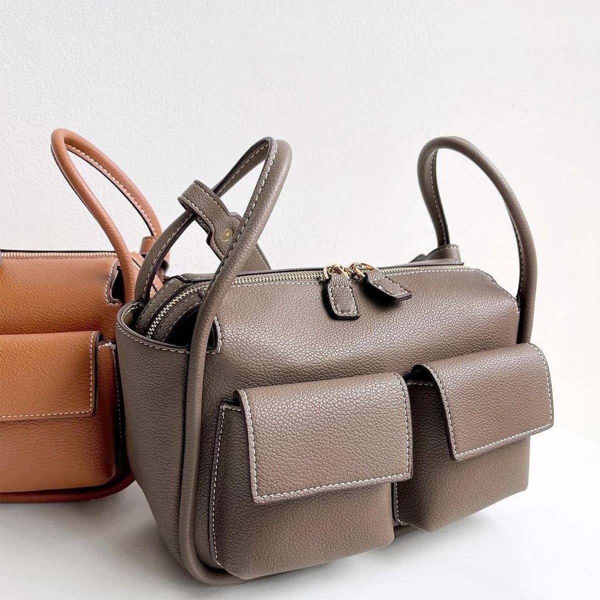 LITCHI PATTERNED PU SOFT LEATHER MESSENGER BAG_CWAB1940