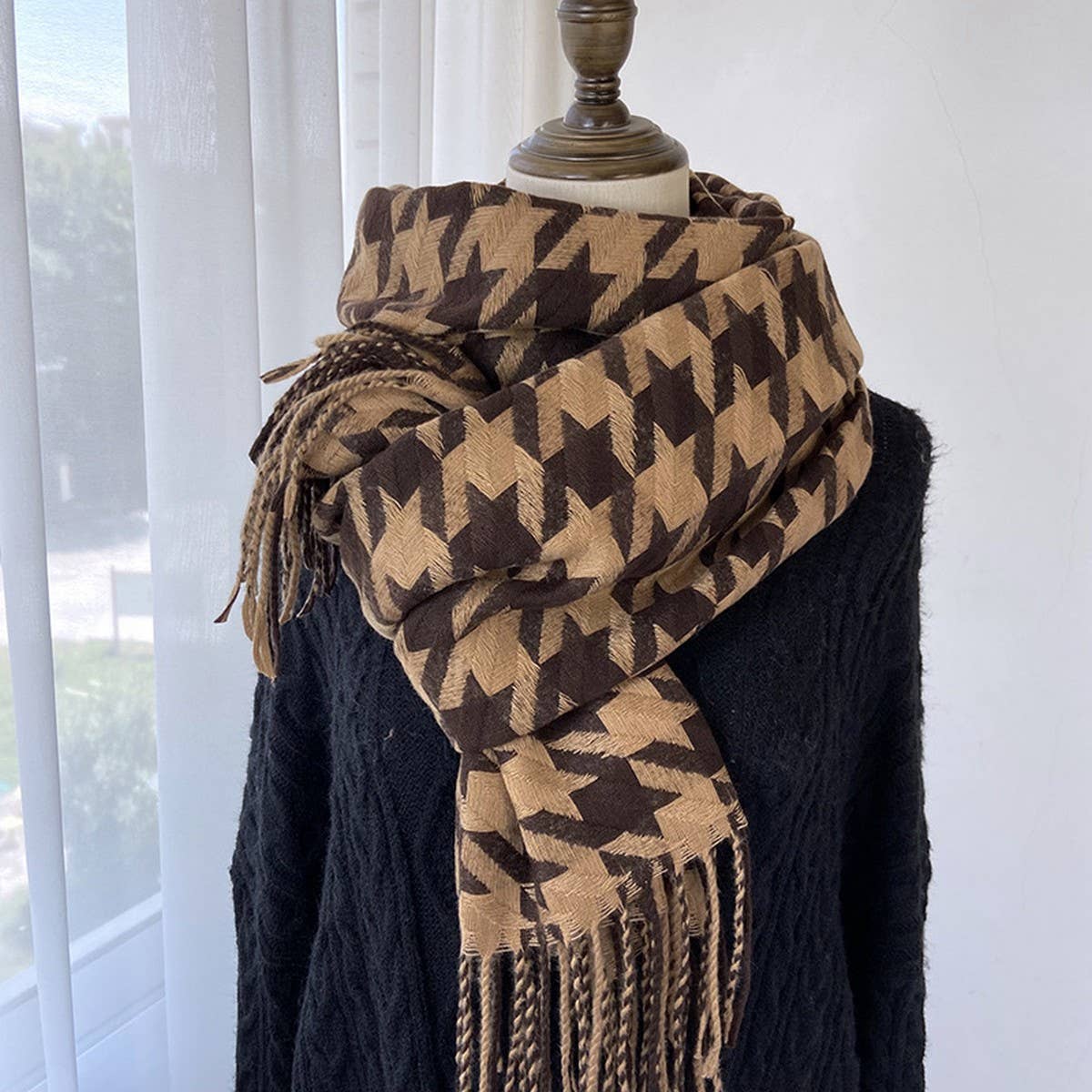 Houndstooth Tassel Scarf - Thick Winter Wrap