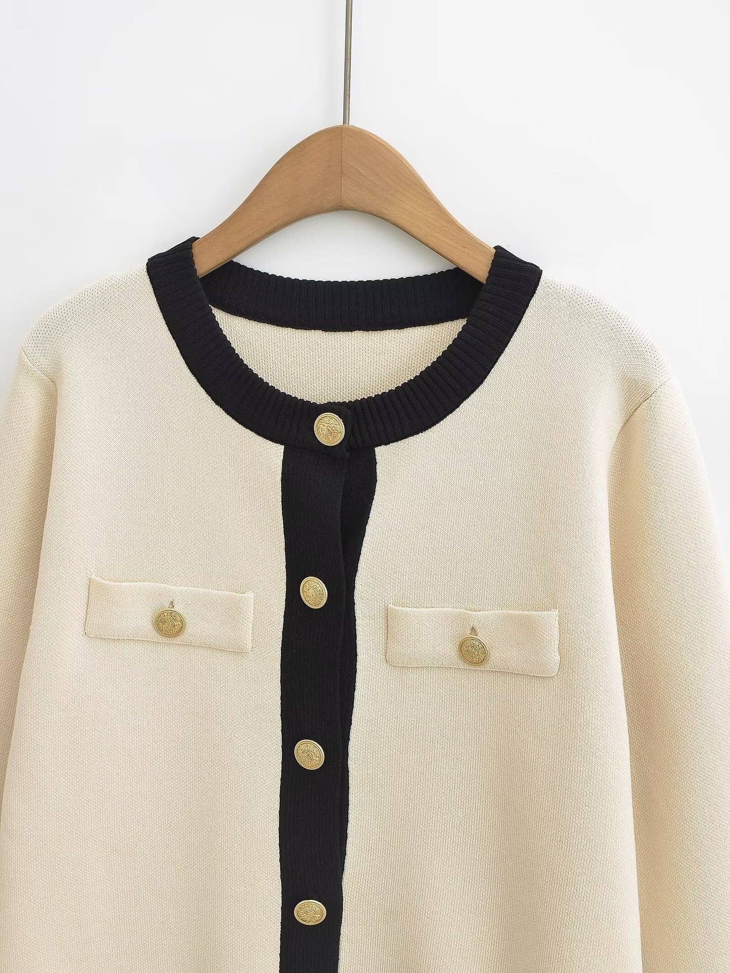 STYLISH LOOSE GOLD BREASTED CASUAL KNIT CARDIGAN