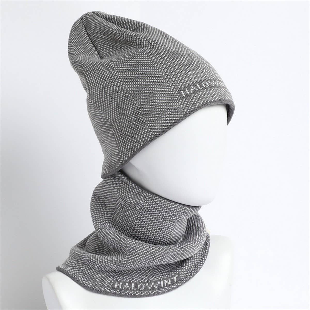 HERRINGBONE HOOD AND SCARF TWO-PIECE SET